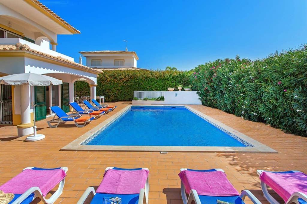 Villa White Sands - Private Oasis, Heated Pool, Beaches & Strip Nearby Albufeira Exteriör bild